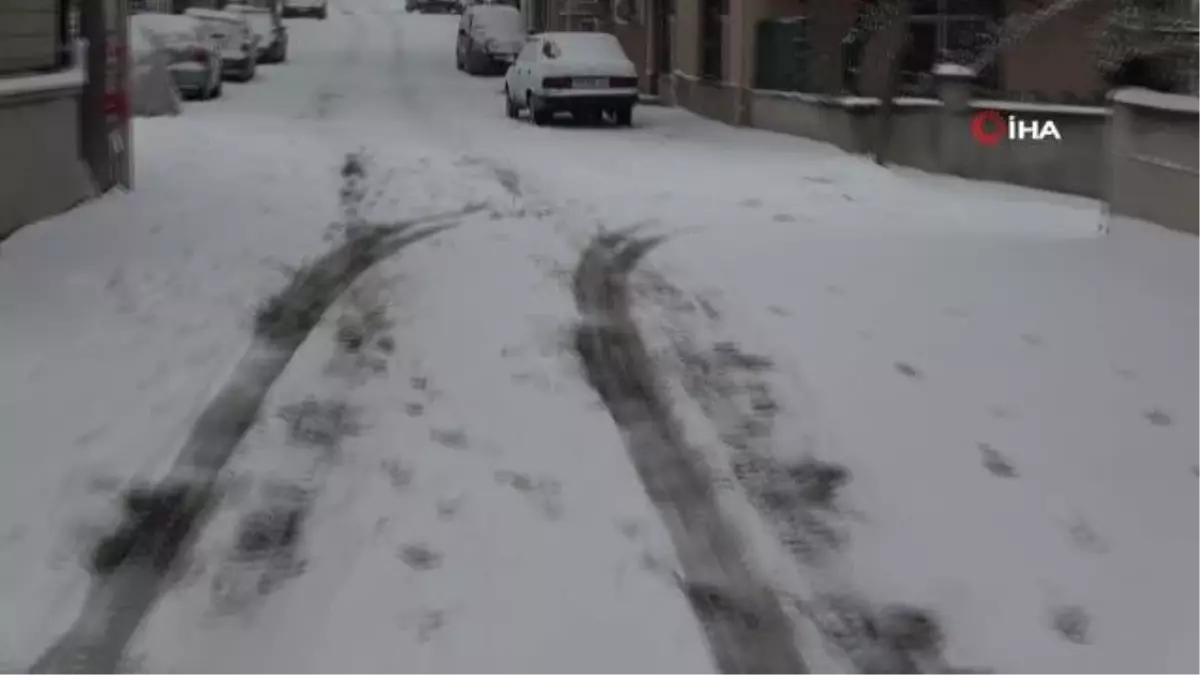 Karın tadını çocuklar çıkarıyor
