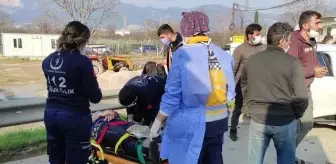 Kestel'de traktöre çarpan otomobildeki 2 kişi yaralandı