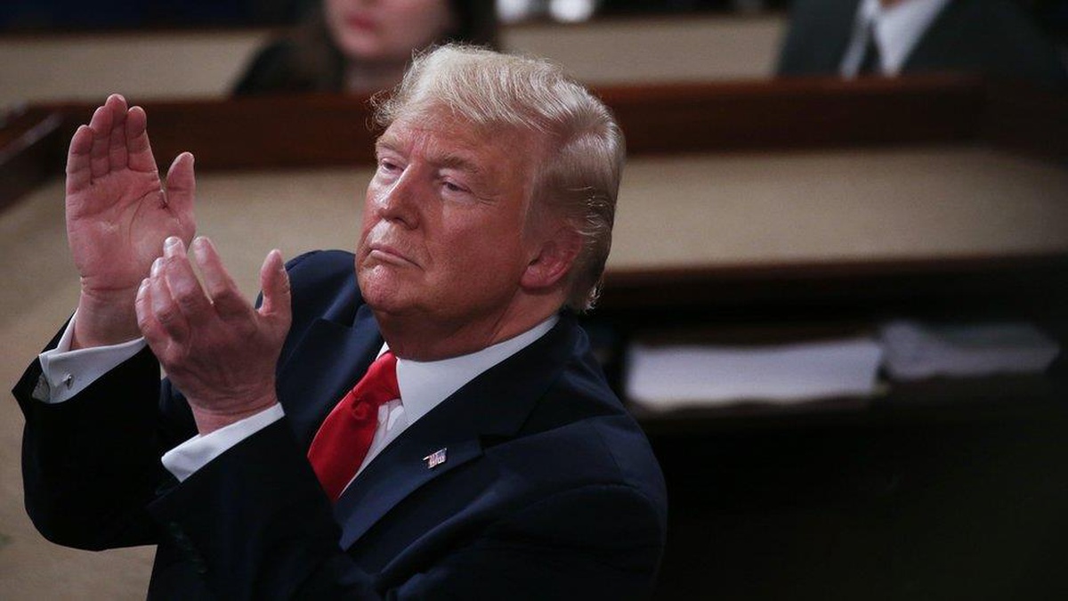 Trump\'ın azil davası: Senato\'daki oylamada Trump\'ı mahkum edecek çoğunluğa ulaşılamadı