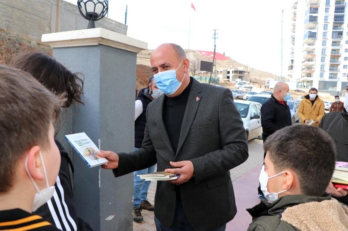 Başkan Türkyılmaz, "Talepleri dinleyerek çözüm üretiyoruz"