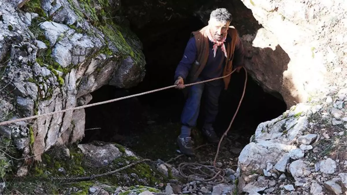 Hazine arayan defineciler, yerin 30 metre altındaki gizli Pamukkale\'yi buldu