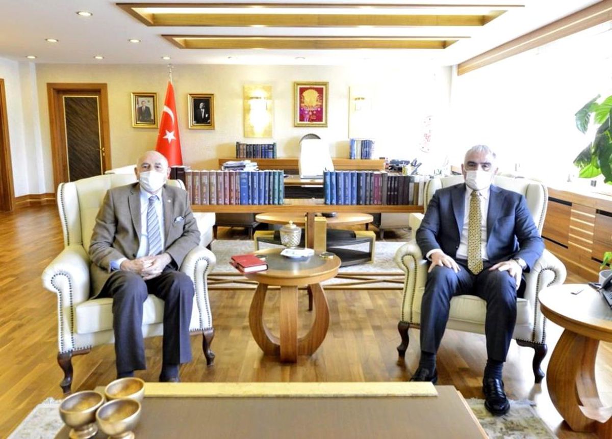 İran\'dan korkutan mutasyonlu virüs açıklaması