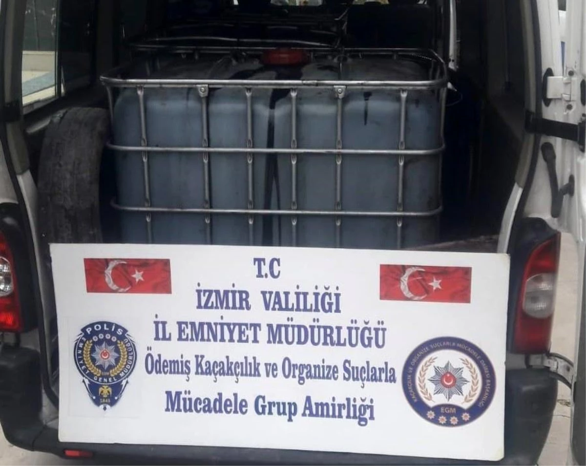 İzmir\'de polisten kaçak akaryakıt operasyonu