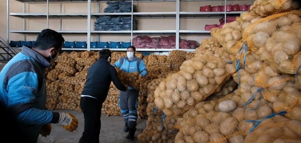 Kocasinan Belediyesi\'nden ihtiyaç sahiplerine 80 ton patates