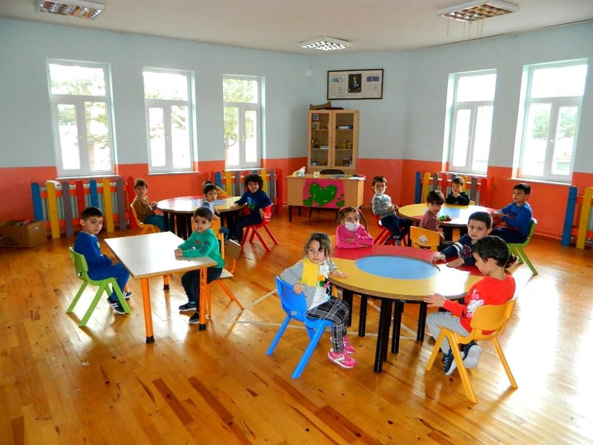 Posof\'ta bir ilkokul açıldı