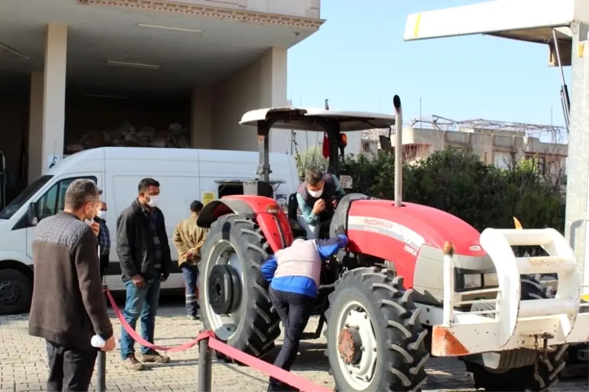 Yüreğirli çiftçilere "traktör muayenesi" kolaylığı