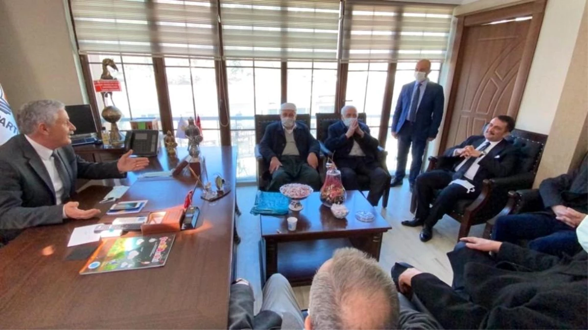 Zeydan Ailesi\'nden AK Parti Hakkari İl Başkanı Özbek\'e destek ziyareti
