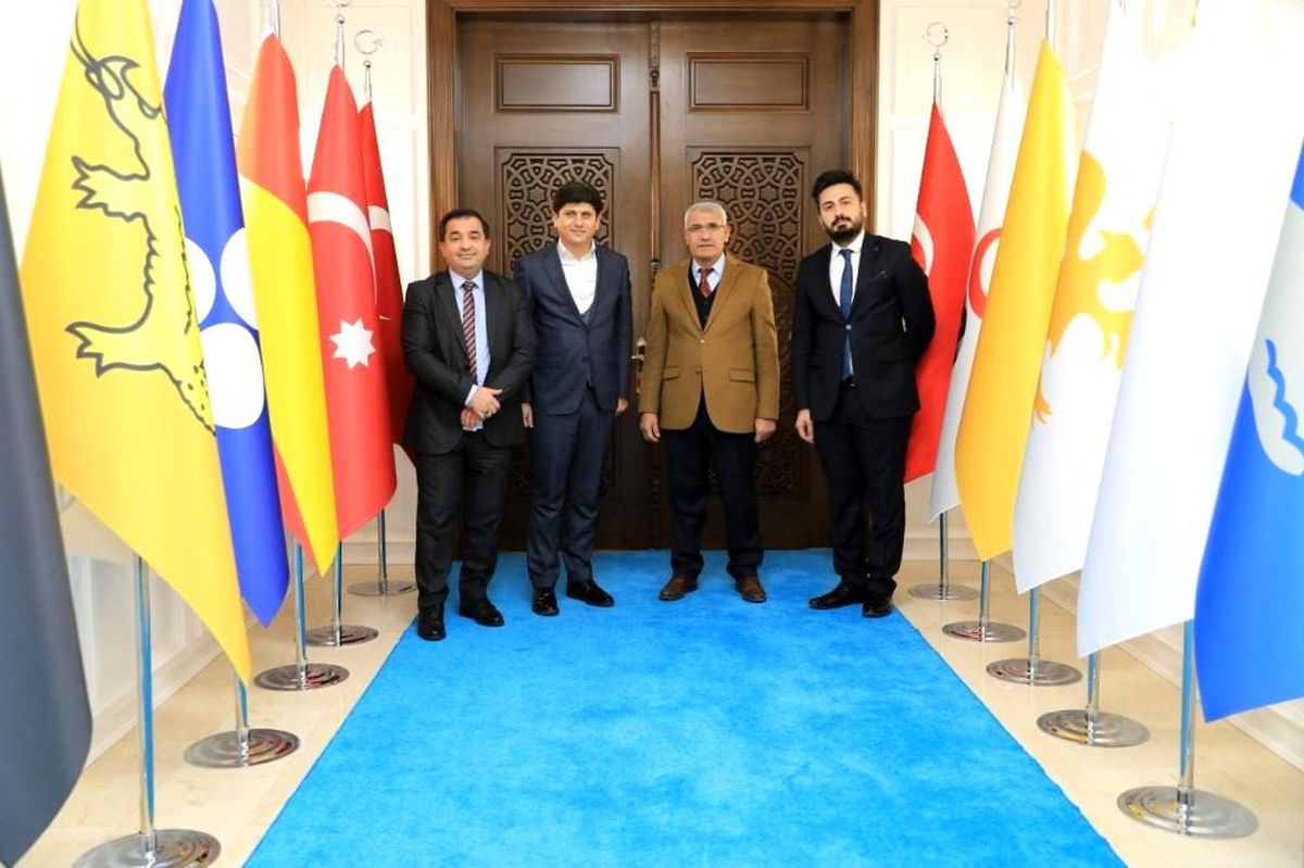 Başkan Güder\'e hizmet övgüsü