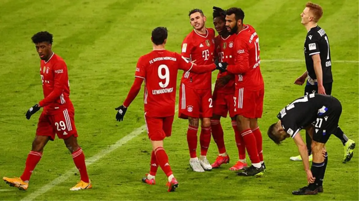 Bayern Münih 2 farklı geriye düştüğü maçta Bielefeld ile 3-3 berabere kaldı