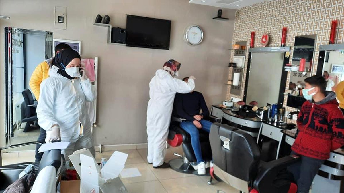 Berber ve kuaförlere korona virüs testi yapılıyor