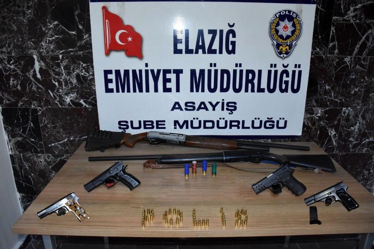Elazığ\'da aranan 33 şüpheli yakalanıp, tutuklandı