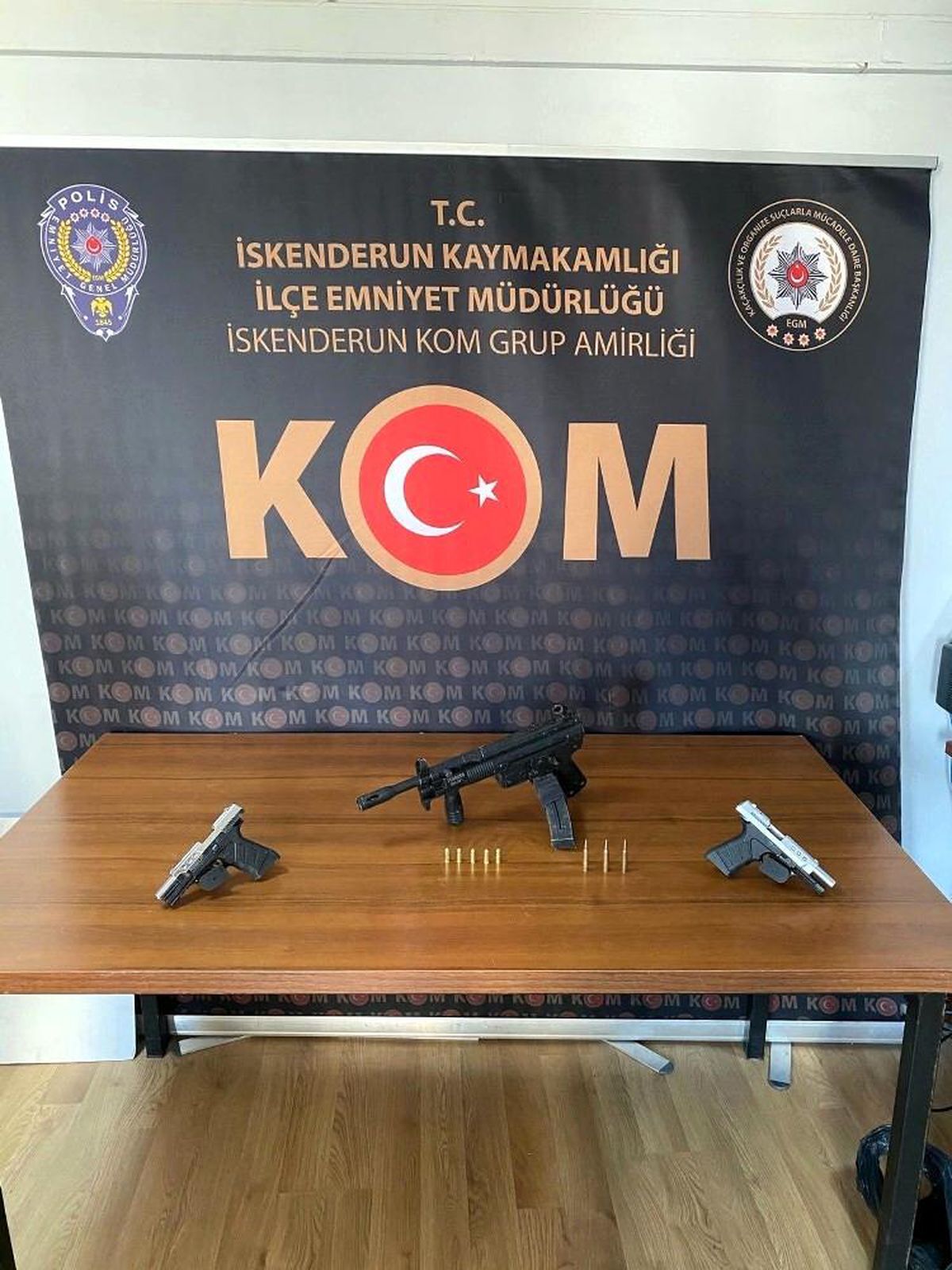 İskenderun\'da kaçak silah operasyonu