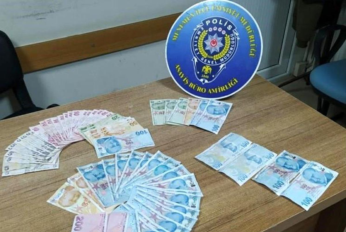 Son dakika haberleri | İzmir\'de sahte para operasyonu; 2 tutuklama