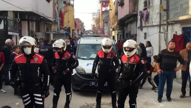 Polis düğün bastı