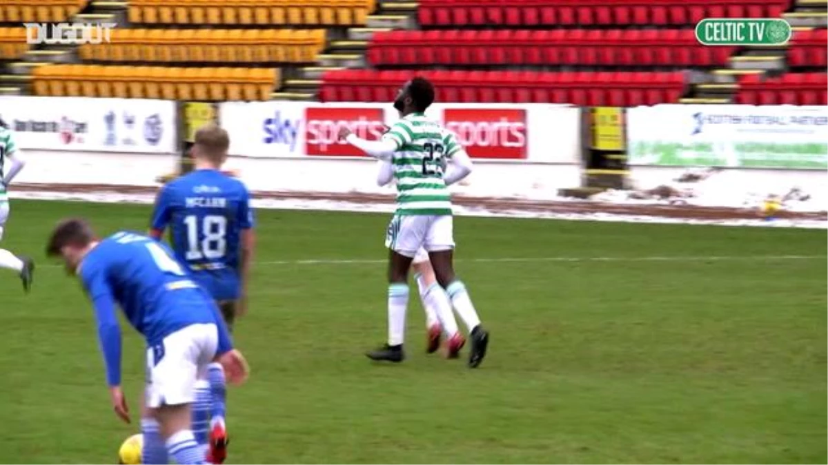 Saha Kenarı Kamerası: Odsonne Edouard\'ın St. Johnstone\'a Attığı Gol