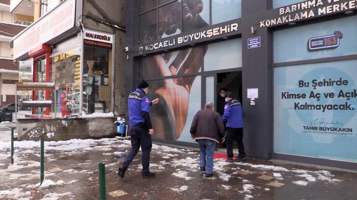 Sokakta kalan vatandaşlara sıcak yuva