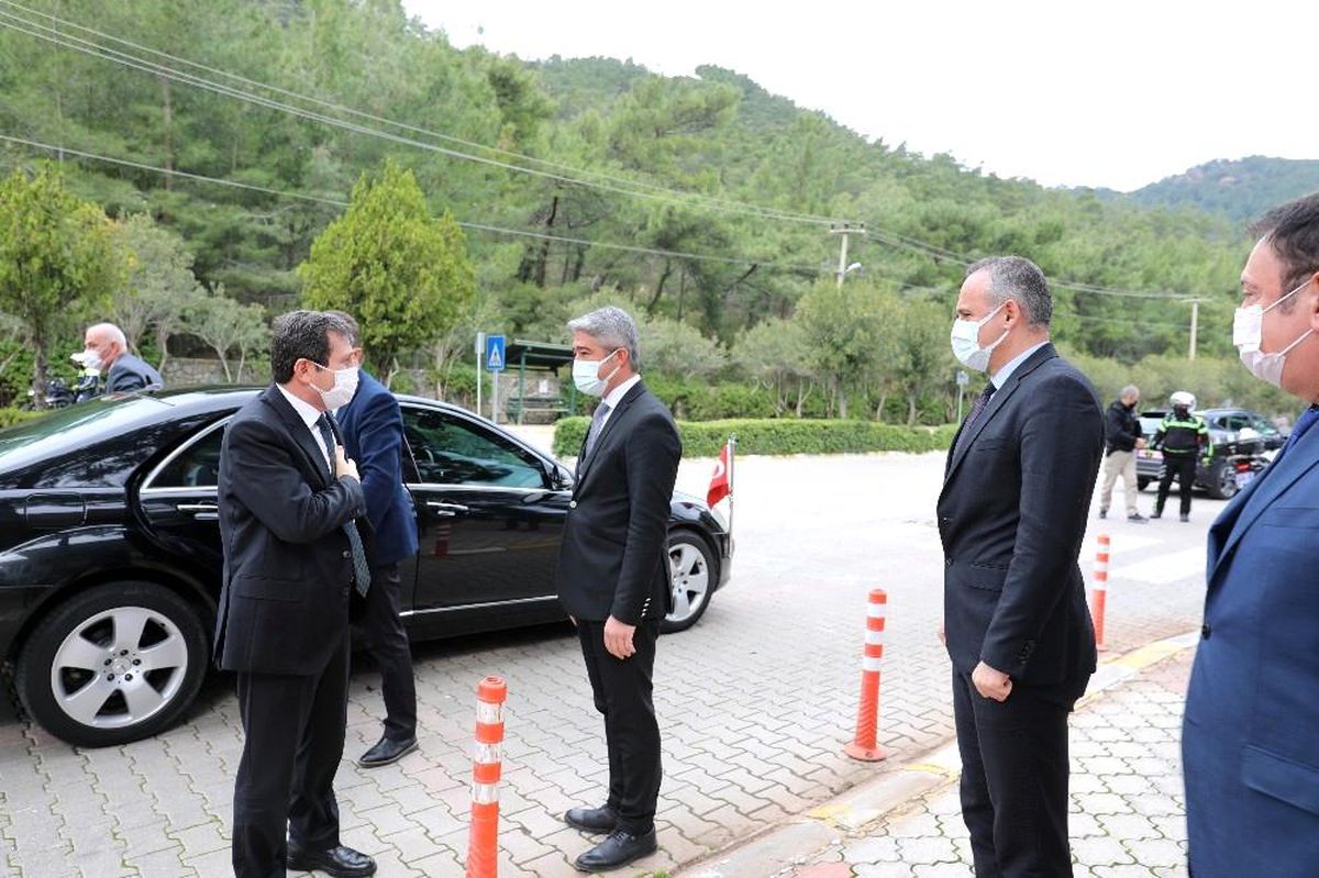 Vali Tavlı Başkan Oktay ile görüştü