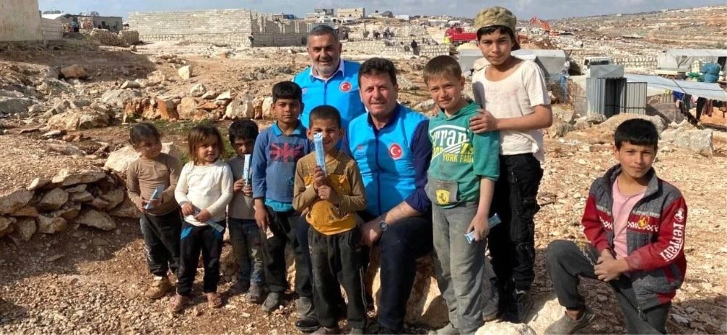 Son dakika haberi | Akyazı Belediye Başkanı Soykan, İdlib\'te savaş mağdurlarıyla buluştu- Başkan Soykan, savaş mağdurları için yapılan evlere katkıda bulundu- Başkan...