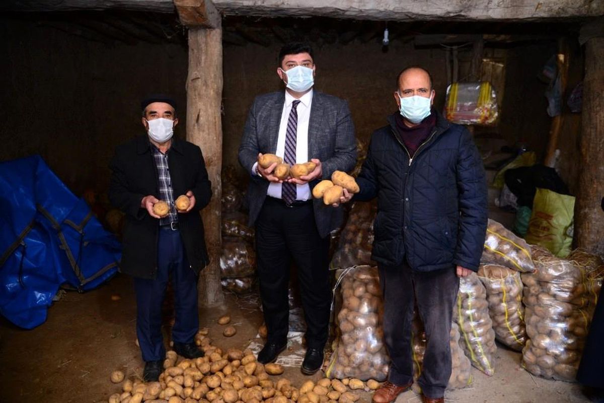 Başkent\'te hem çiftçinin hem ihtiyaç sahiplerinin yüzü güldü