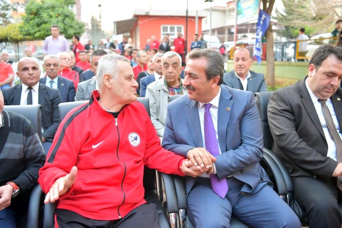 Son Dakika | Çetin: "İlyas Ayan\'ın adına yakışır bir tesis kazandırdık"