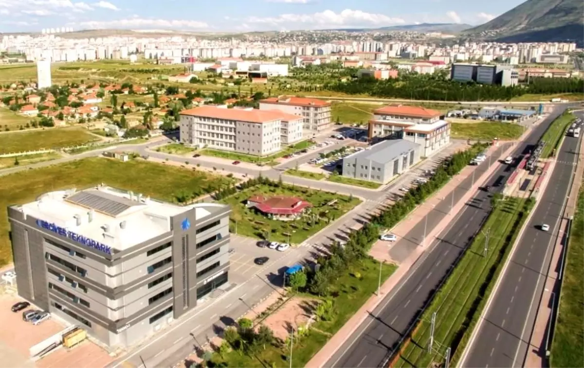 Erciyes Teknopark pandemide de hiz kesmedi