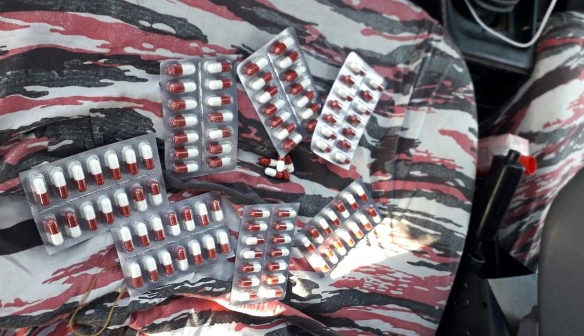 İzmir\'de uyuşturucu tacirine jandarmadan operasyon