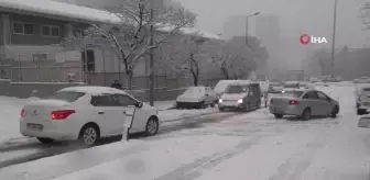 Kağıthane'de kar kazası kamerada