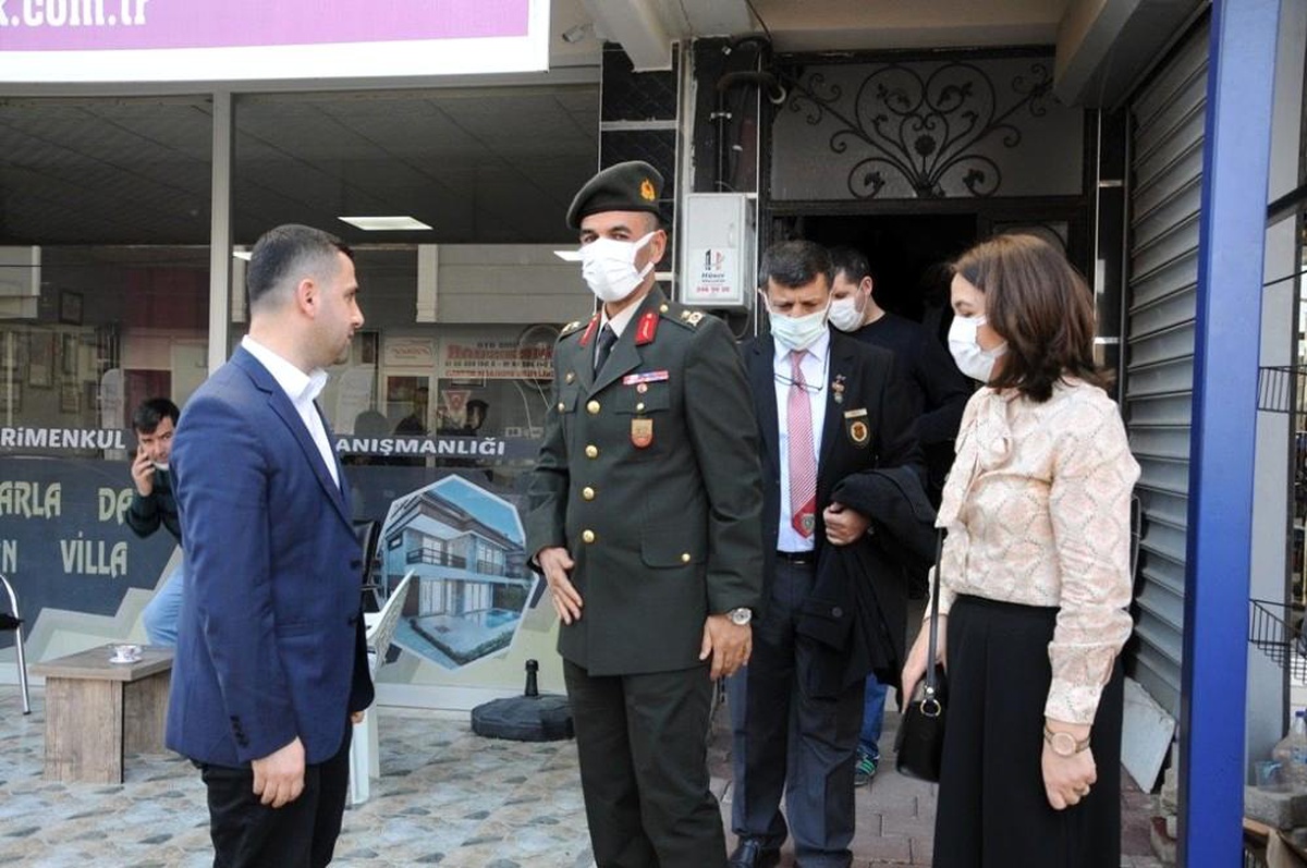 Kahraman Mehmetçiğin ailesine "Şehadet Belgesi"