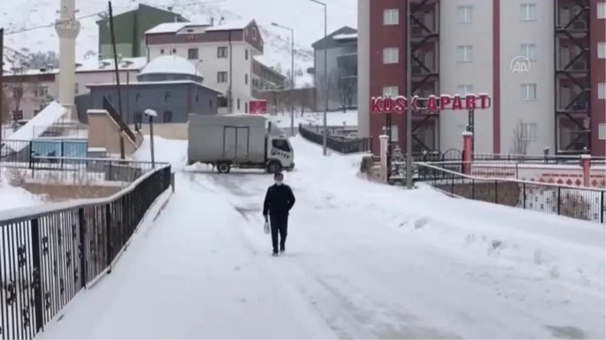 Orta ve Doğu Karadeniz\'deki 7 ilde 1644 yerleşim birimiyle ulaşım sağlanamıyor