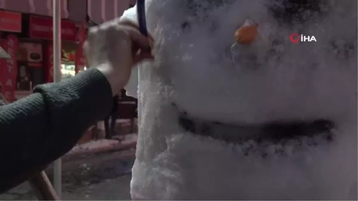 Kardan adama damat tıraşı