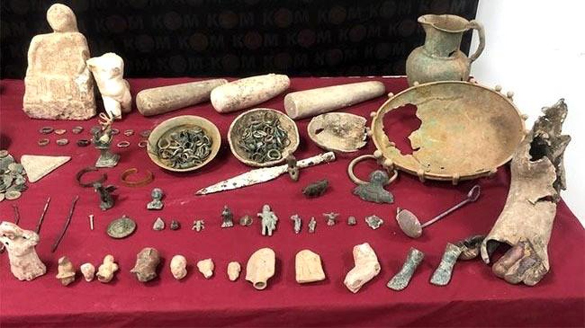 Son dakika haber! Tarihi eser kaçakçıları suçüstü yakalandı