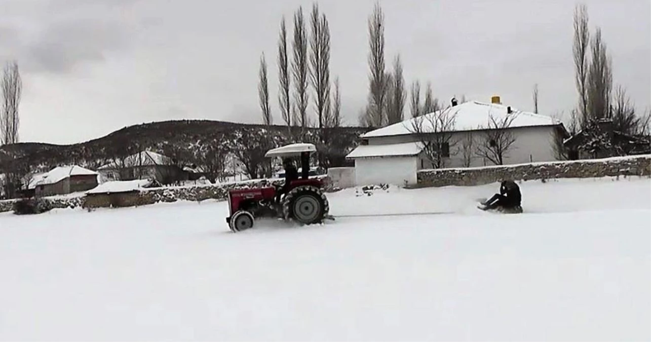 Traktör tekeri ile kayak keyfi