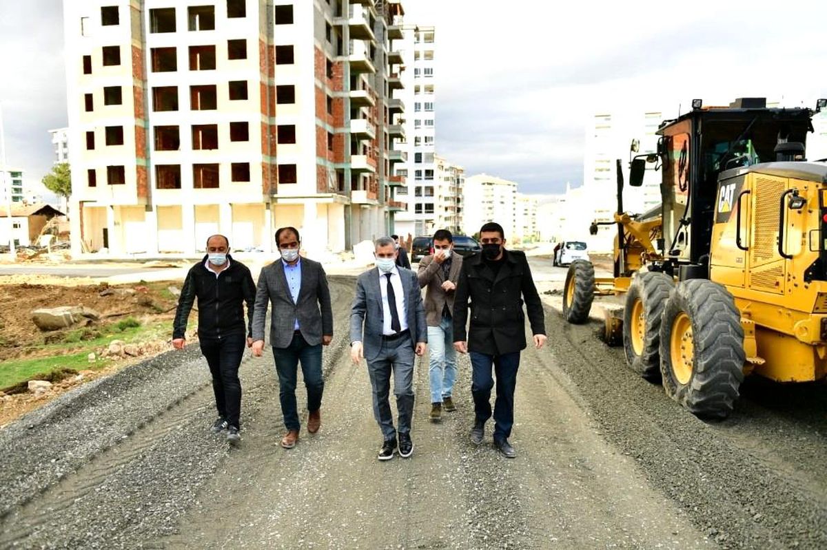 Yeşilyurt Belediyesi, alternatif yol güzergahlarının sayısını artırıyor