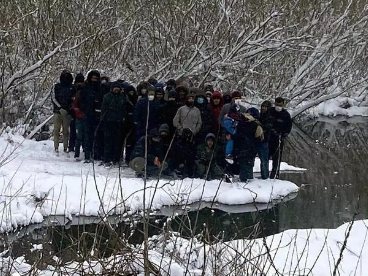 Yunanistan'ın şiddet uyguladığı göçmenler donmaktan kurtarıldı