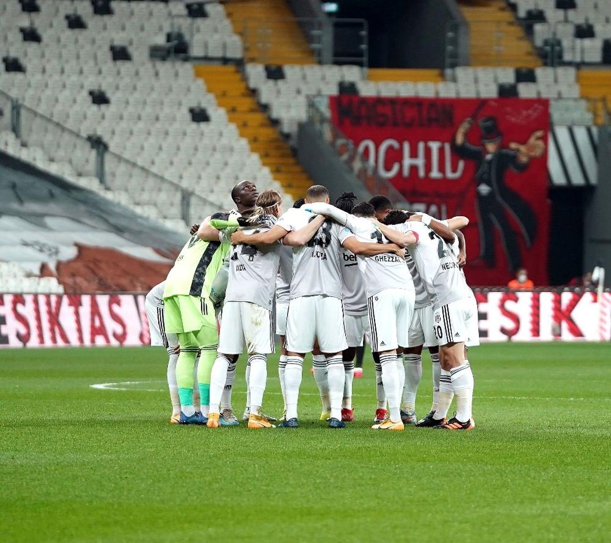 Beşiktaş\'ta seyahat bitiyor!