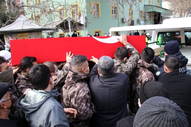 Kalbine yenik düşerek şehit olan Barak, son yolculuğuna uğurlandı