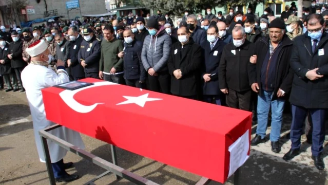 Kalbine yenik düşerek şehit olan Barak, son yolculuğuna uğurlandı