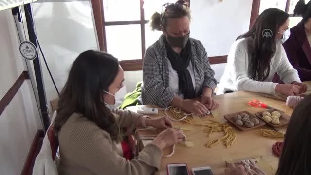 Köyceğiz'deki tarihi konak aromatik bitkiler atölyesine ev sahipliği yapıyor