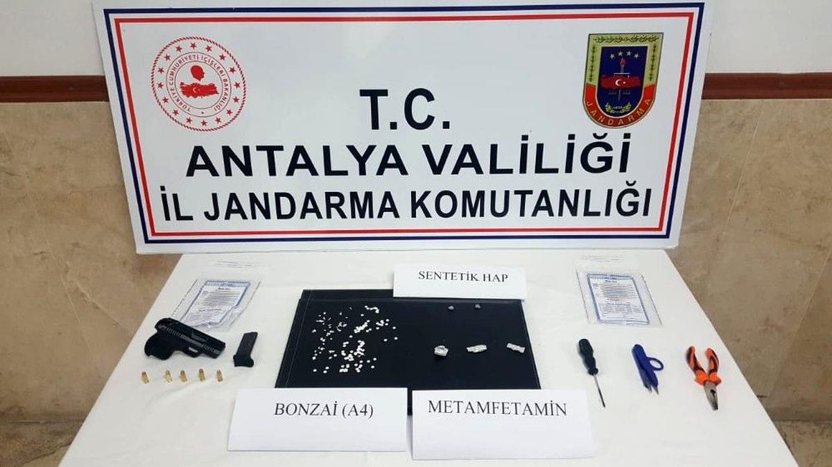 Otel odasına jandarmadan uyuşturucu baskını: 1 gözaltı
