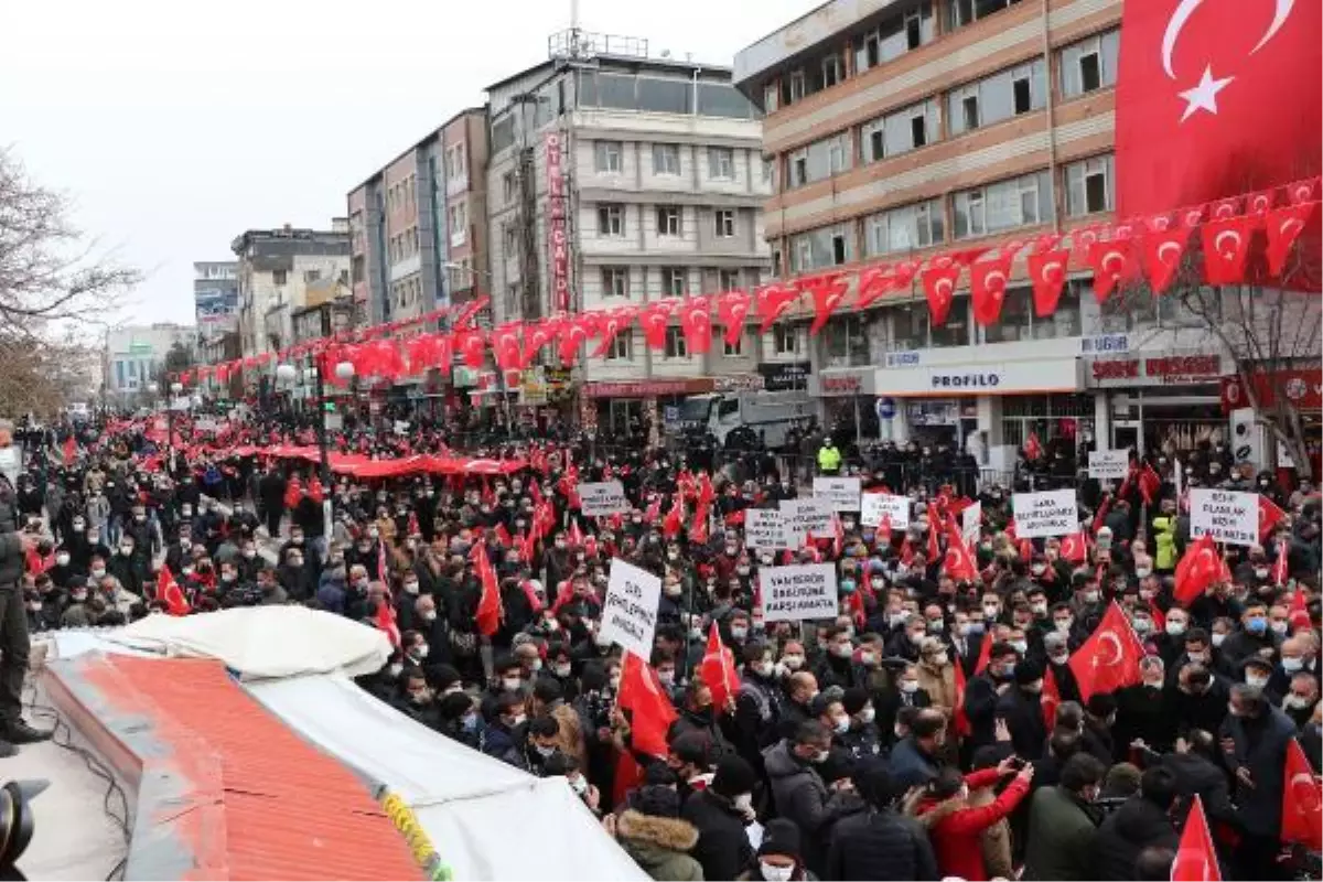 Son dakika! Gara\'da 13 Türk vatandaşının şehit edilmesine tepki yürüyüşü (3)