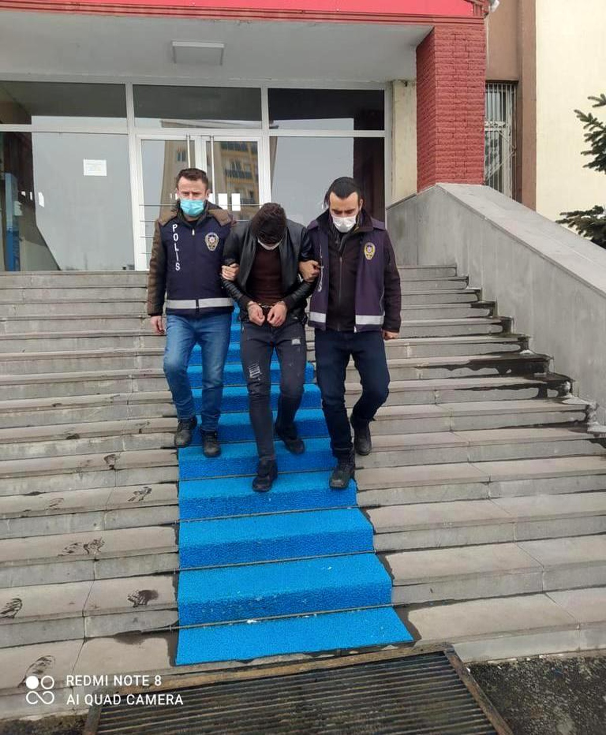 Ağrı\'da 49 suçtan kaydı olan kişi tutuklandı