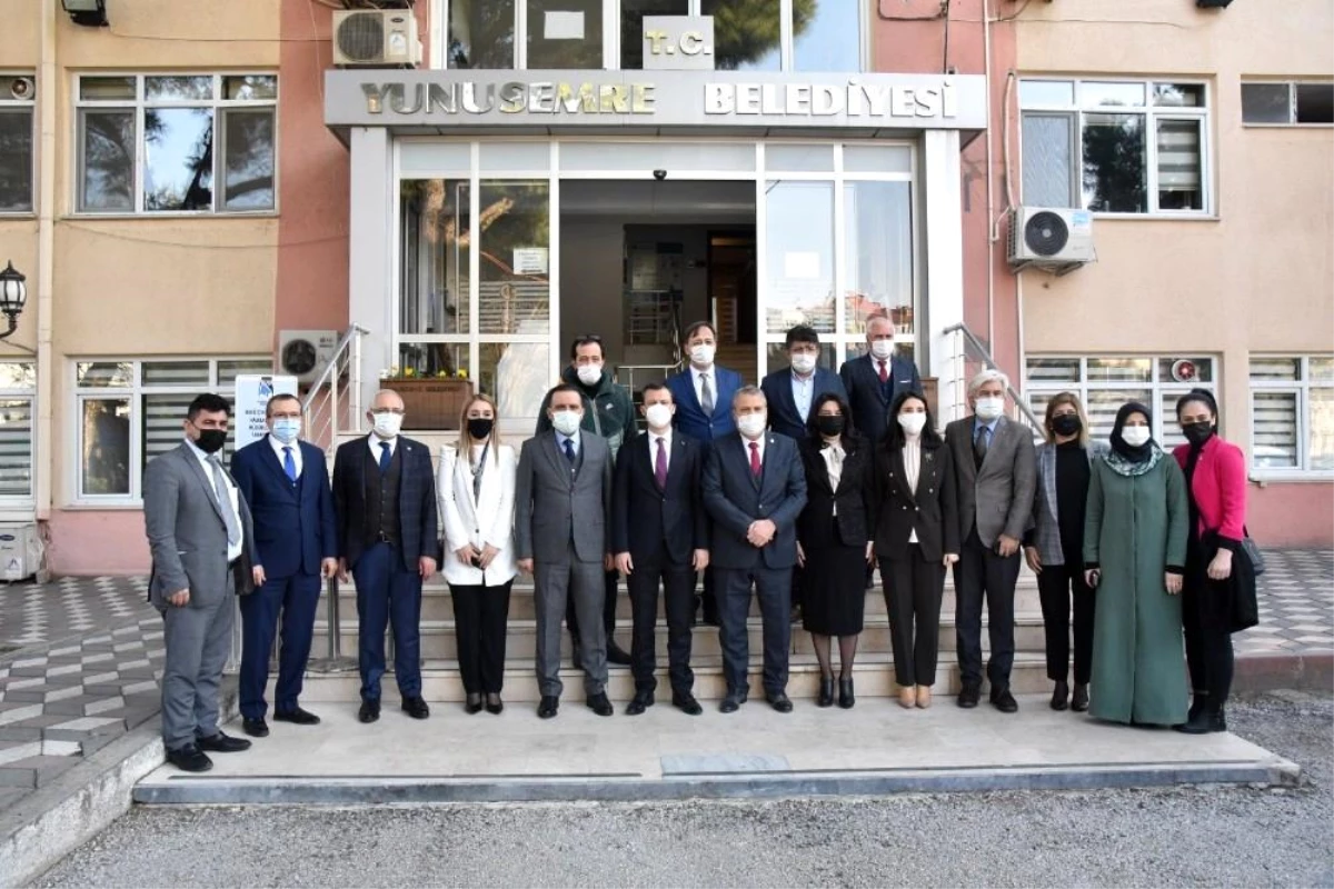 AK Parti\'li Fatih Şahin Manisa\'da temaslarda bulundu