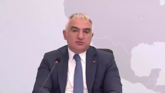 Bakan Ersoy: Üzerinde yaşadığımız gezegenin geri dönüşü olmayacak bir farklılaşmaya gittiğini açıkça görüyoruz 