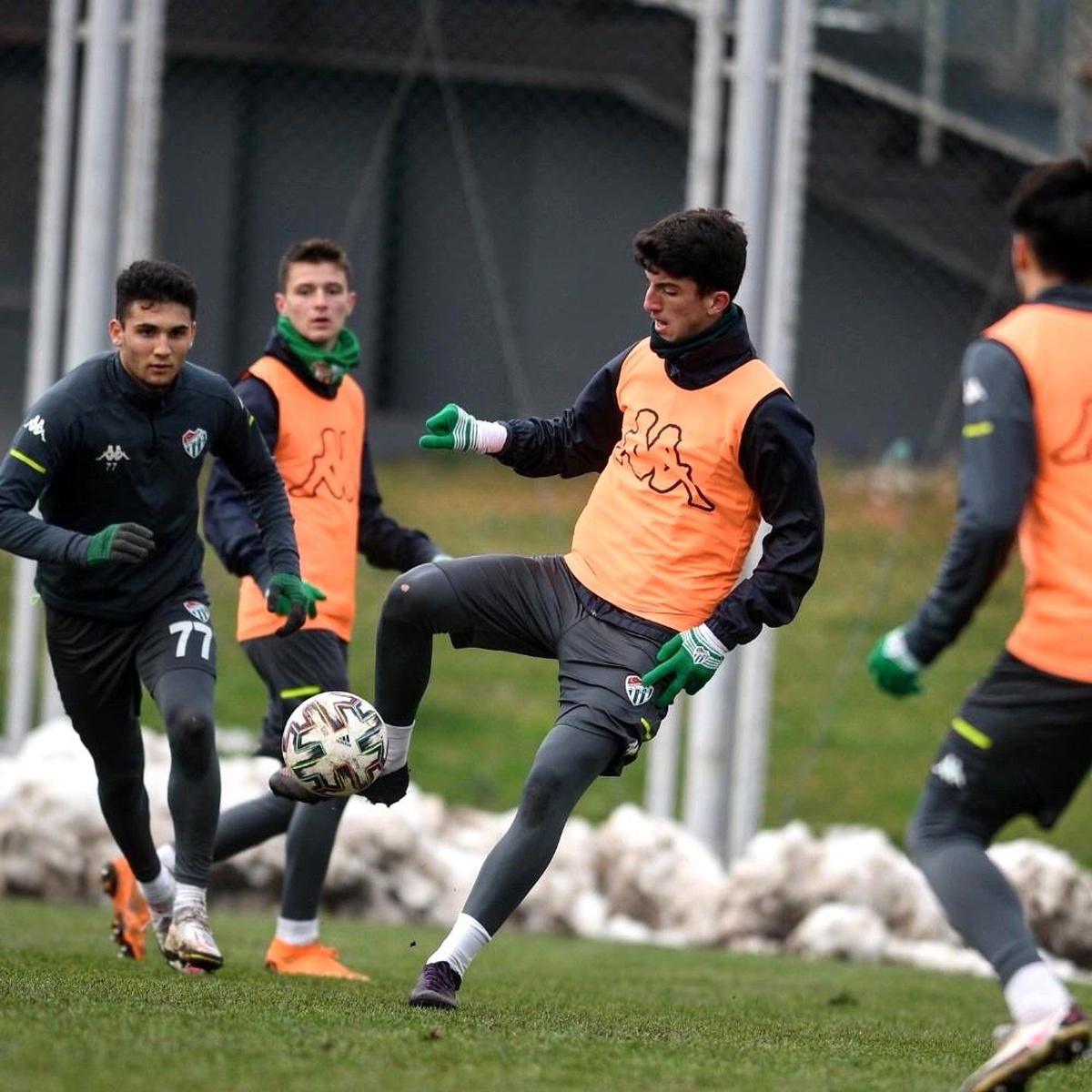 Bursaspor\'da Balıkesirspor maçı hazırlıkları devam ediyor