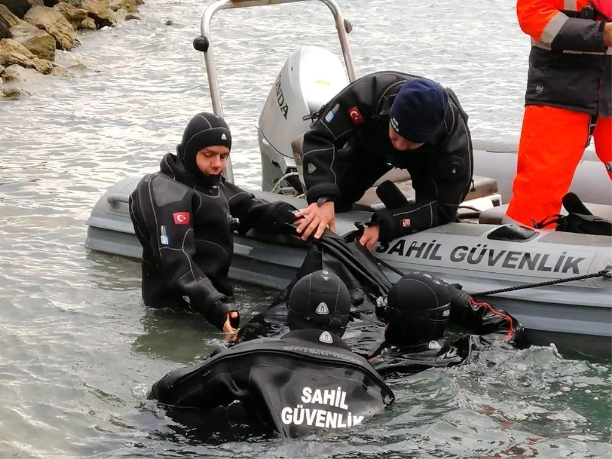 Enez\'de tekneden düşen gencin cansız bedenine ulaşıldı
