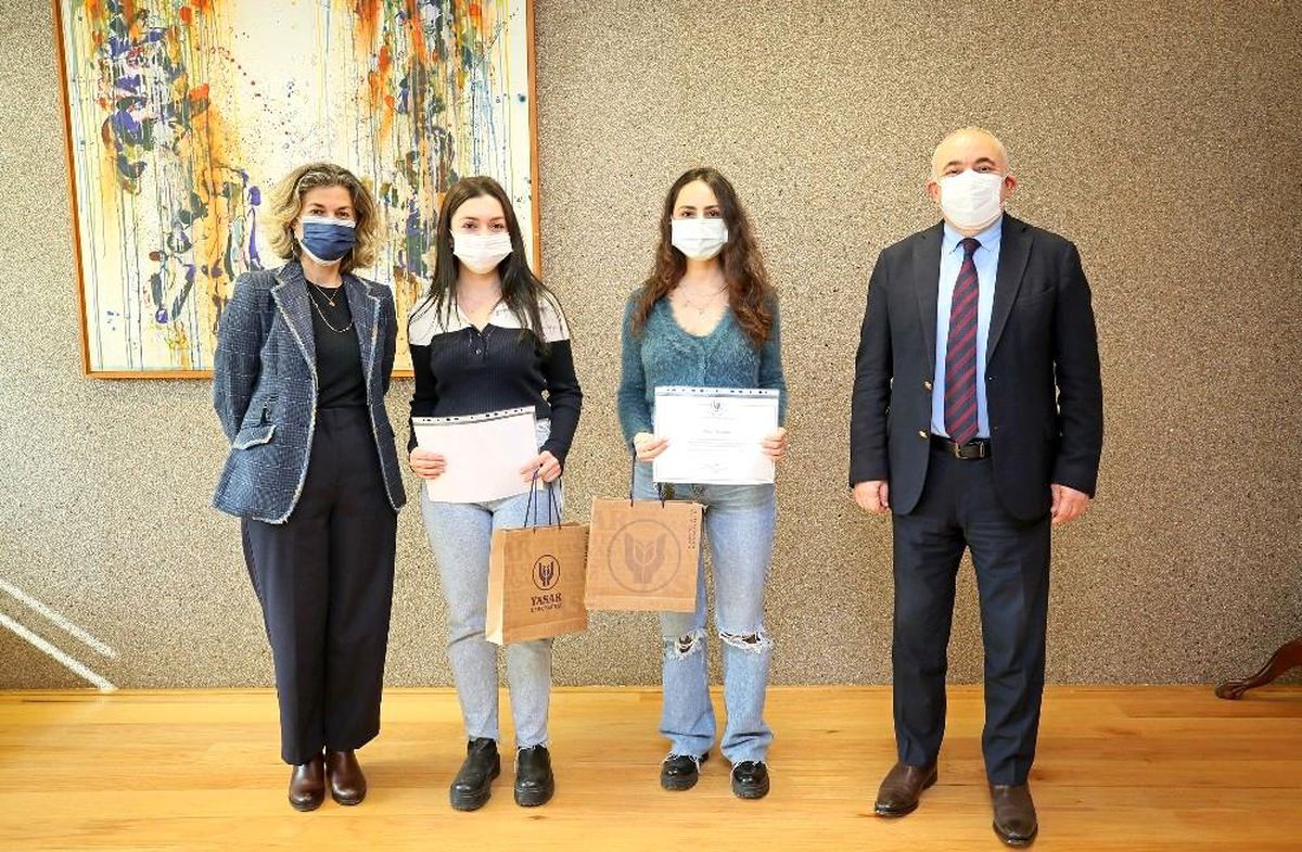 Hukuk öğrencilerine ödül
