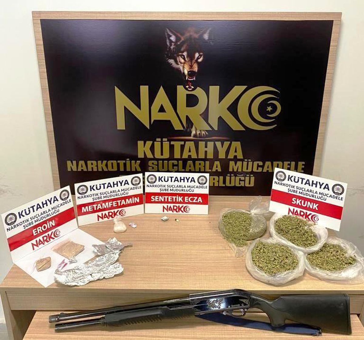 Kütahya\'da uyuşturucu operasyonunda 2 şüpheli yakalandı