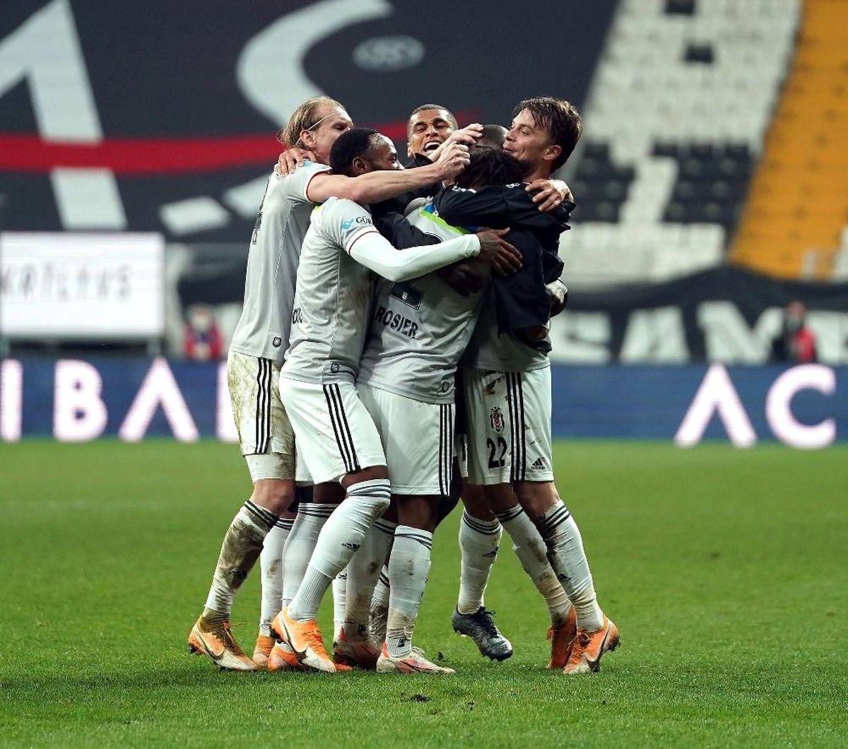 Sahanın mutlak hakimi Beşiktaş!