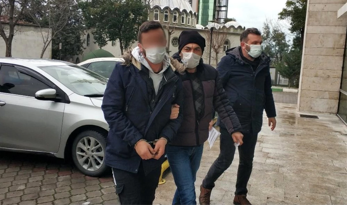 Samsun\'da uyuşturucu hapla yakalanan 2 kişi adliyeye sevk edildi