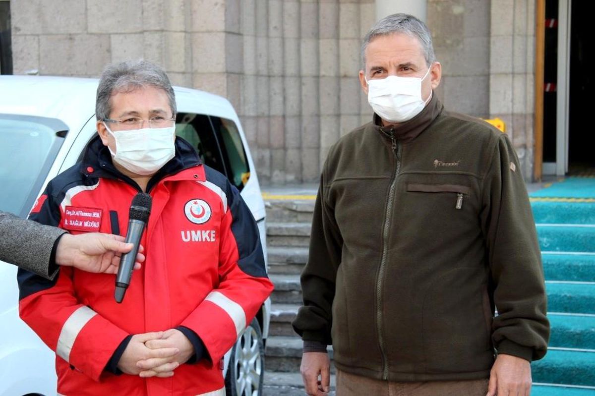 Kayseri Sağlık Müdürlüğüne "Sıhhat Projesi" kapsamında 2 araç tahsis edildi